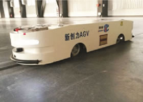 潛伏牽引AGV